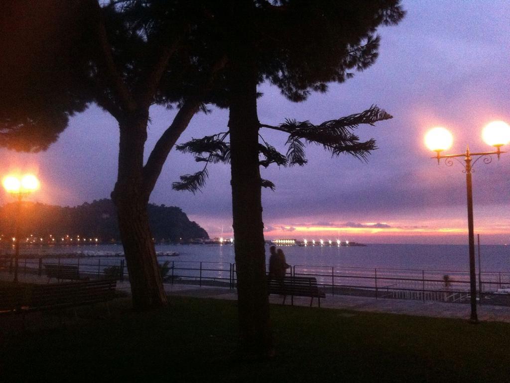 Vedi o' mare quant'è bello Appartamento Sestri Levante Esterno foto
